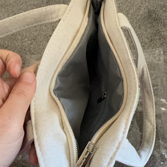 Panda stitches canvas tote bag - Picture 2 of 2